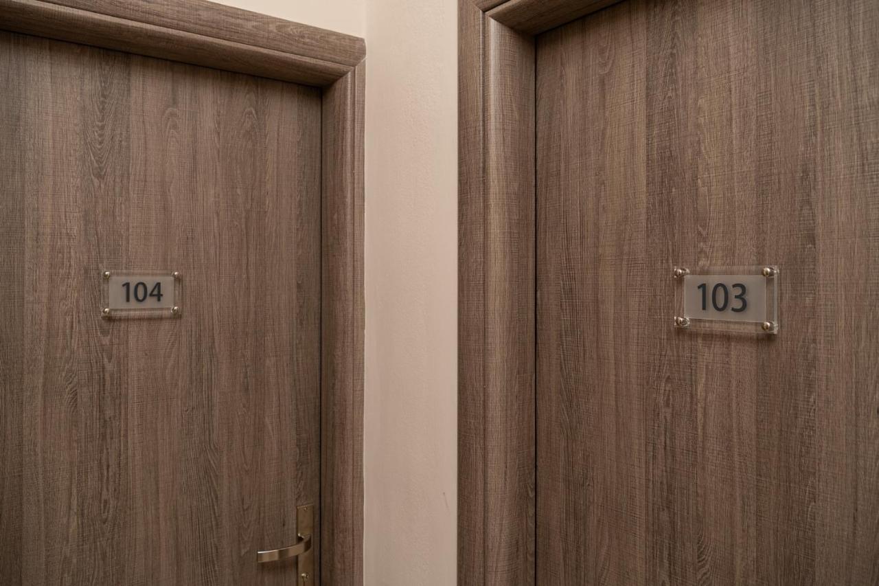 Olympic Hotel Moírai エクステリア 写真